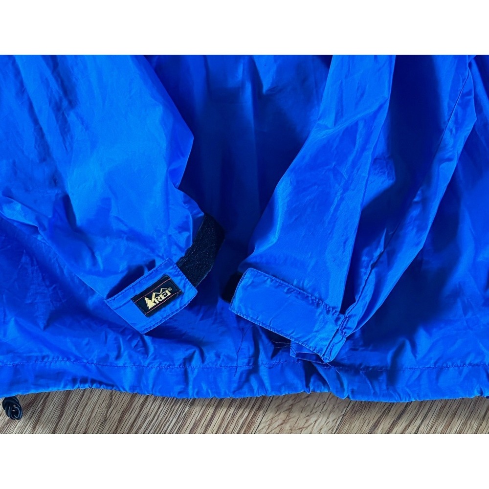 REI Co-op Men's Hooded Lightweight Mesh Lined Rain Jacket Medium Royal Blue - Picture 6 of 9